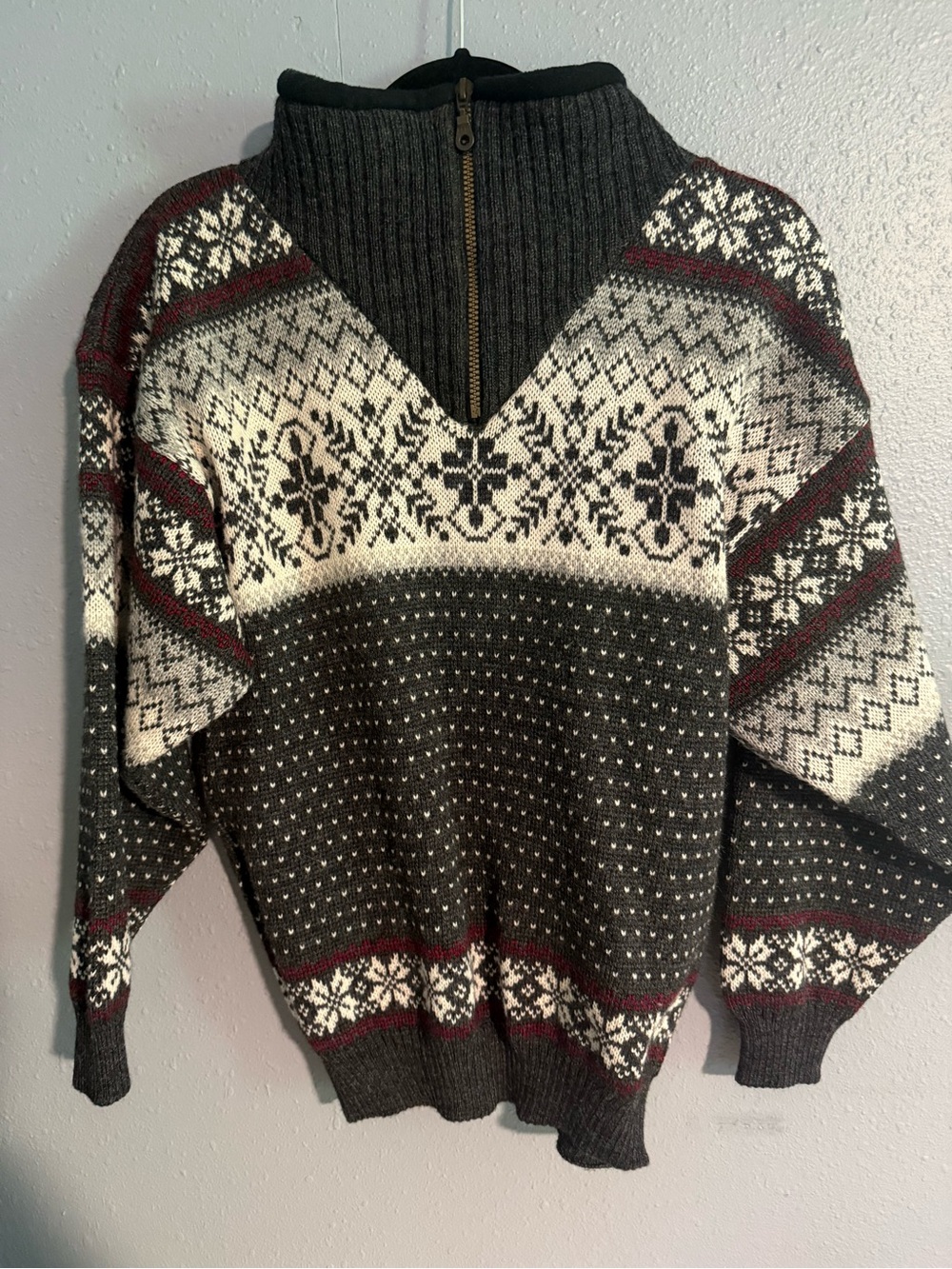 Women's Dark Gray Fair Isle Zip-Turtleneck Sweater - Charcoal & Ivory
